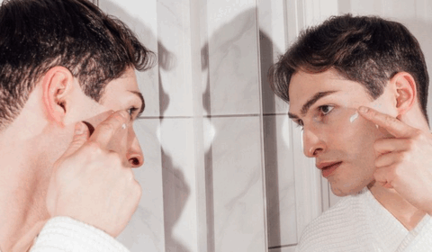 تنظيف البشرة الدهنية