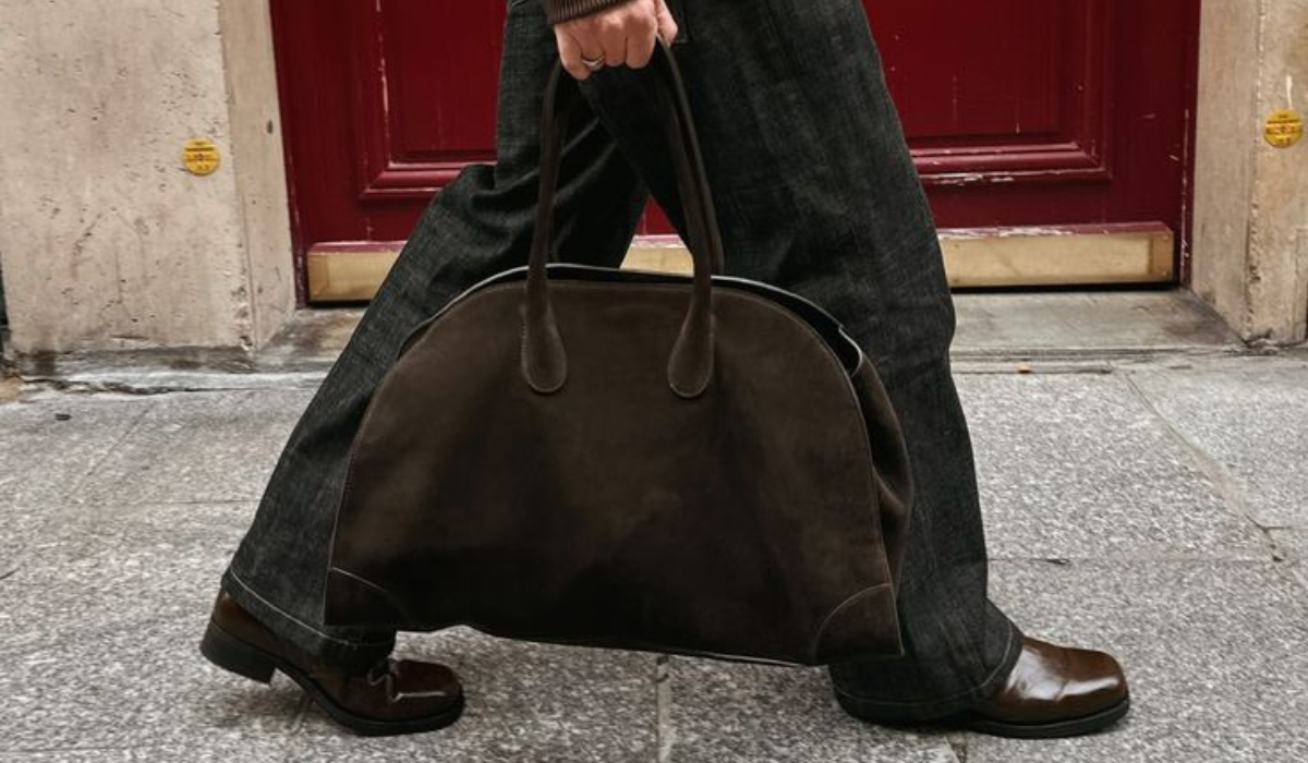 إن لم تتسوّق بعد حقيبة كبيرة هذا الخريف، هذه إشارتك!