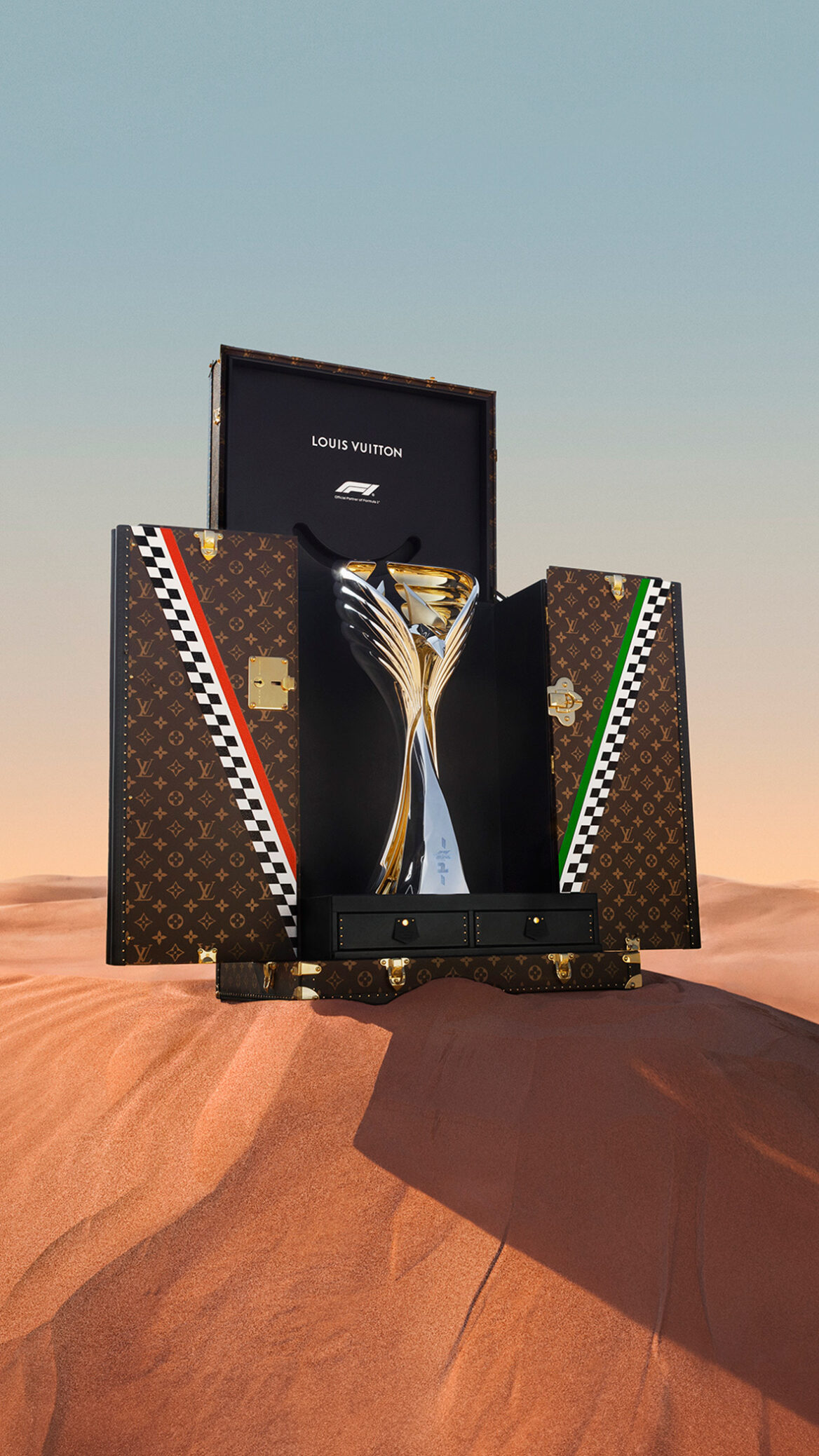 لويس فويتون تحتفل بالختام المذهل لموسم الفورمولا ١