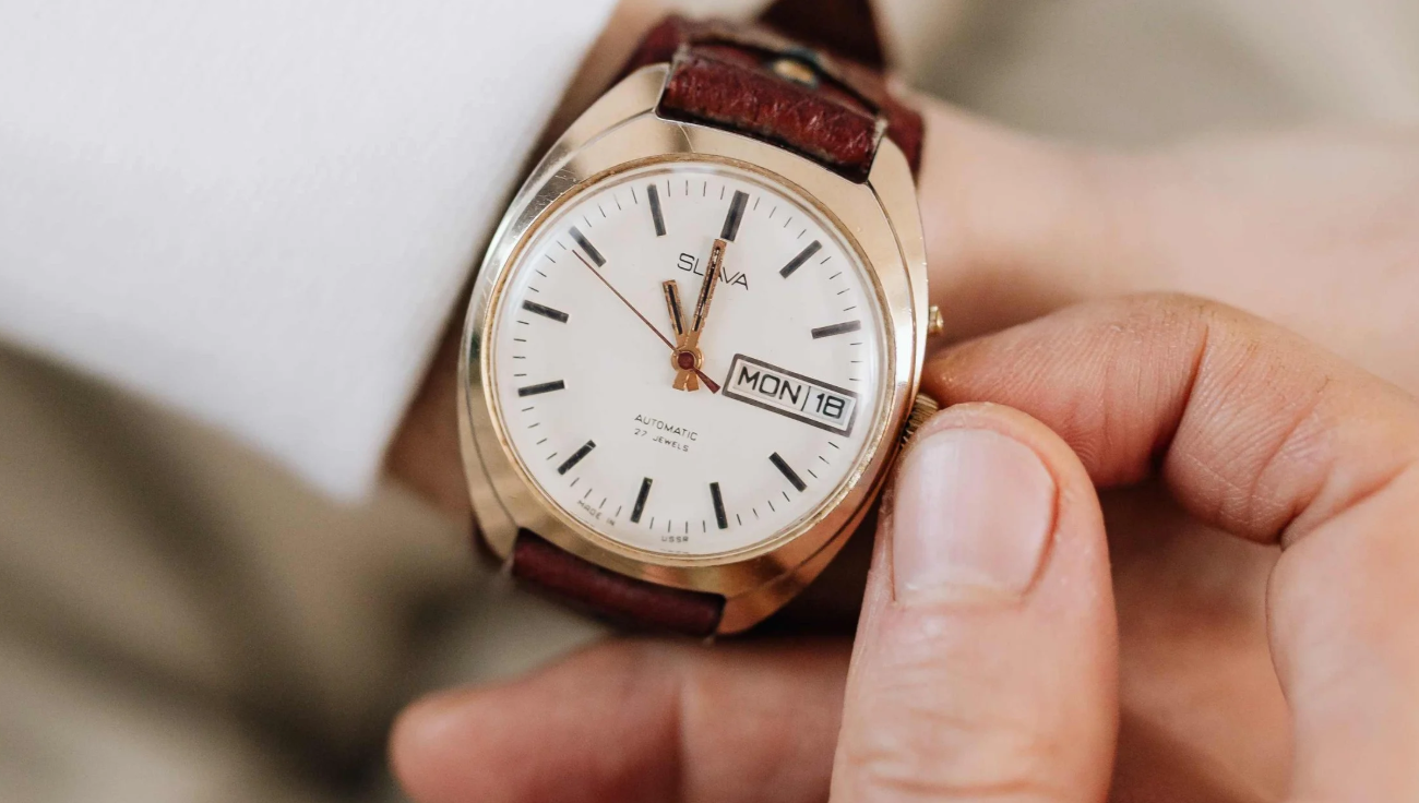 لغز الدقائق المفقودة.. عشر عقبات تقنية تعيق انتظام ساعتك