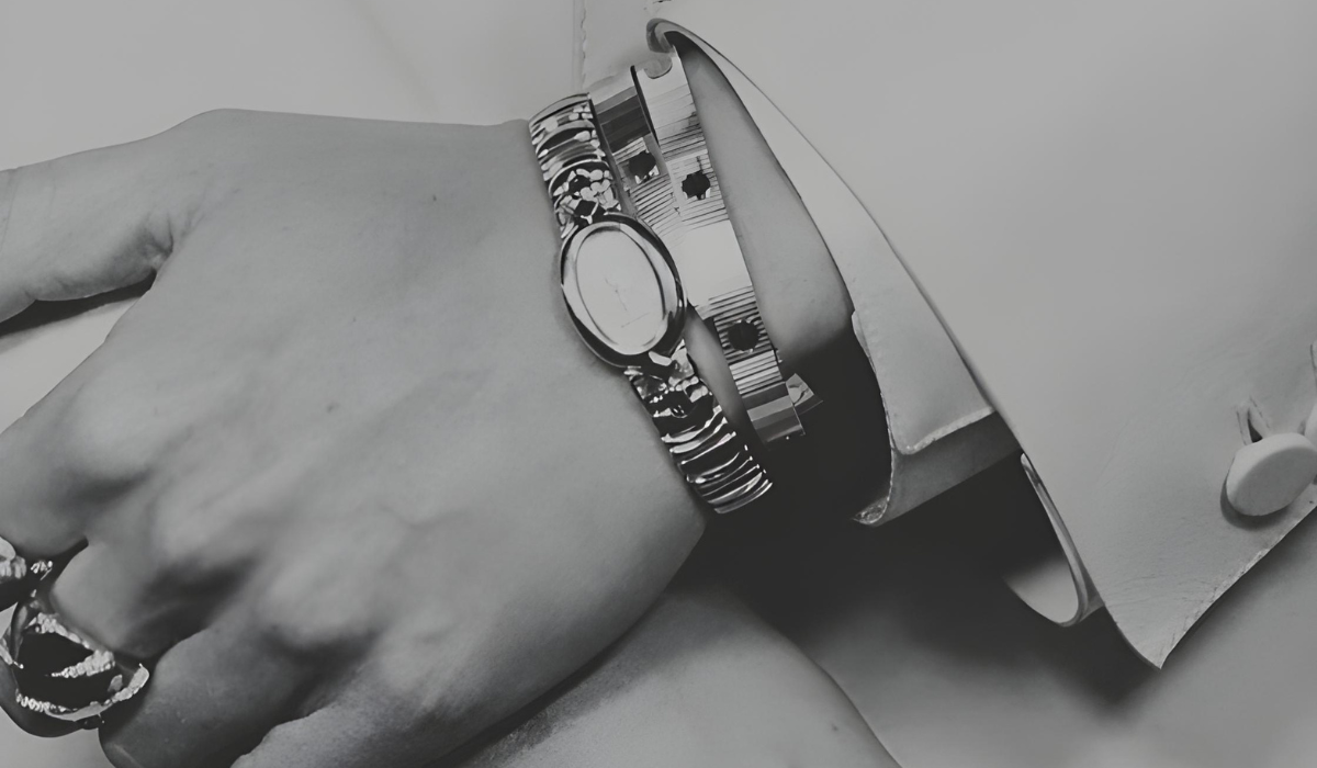 وداعاً للأحجام الضخمة! الساعات الصغيرة هي خيارك هذه السنة