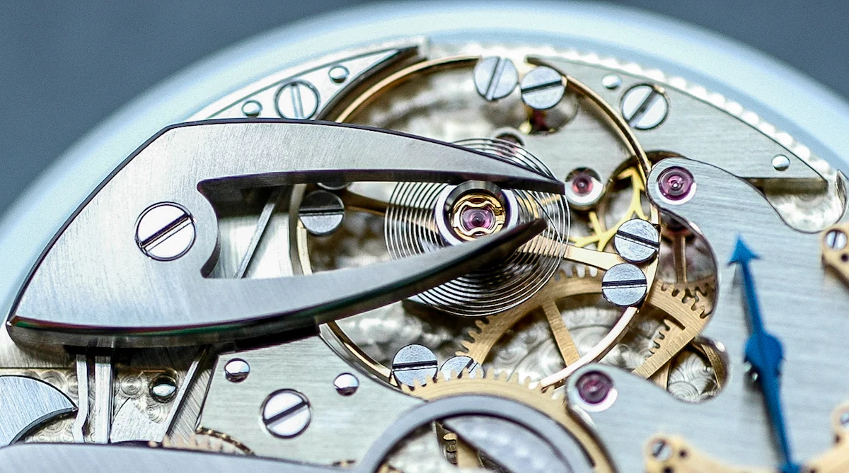 دليلك لإتقان فهم محركات الساعات العالمية