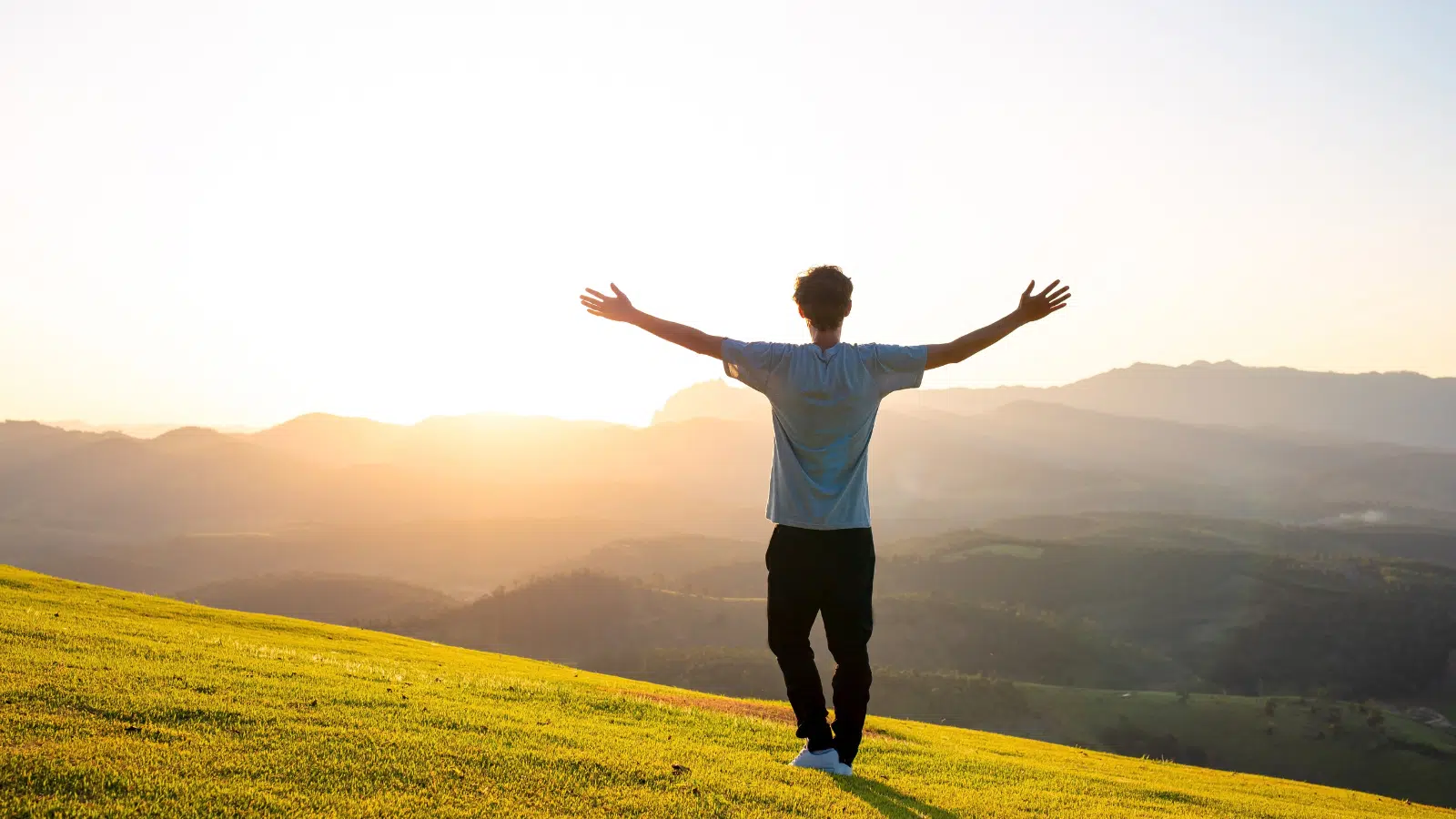 اكتشف حقيقة الامتنان وتأثيره الحقيقي على عقلك