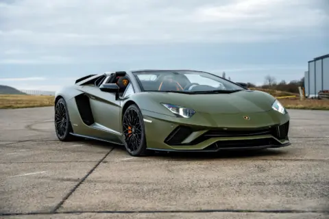 سيارات رياضية