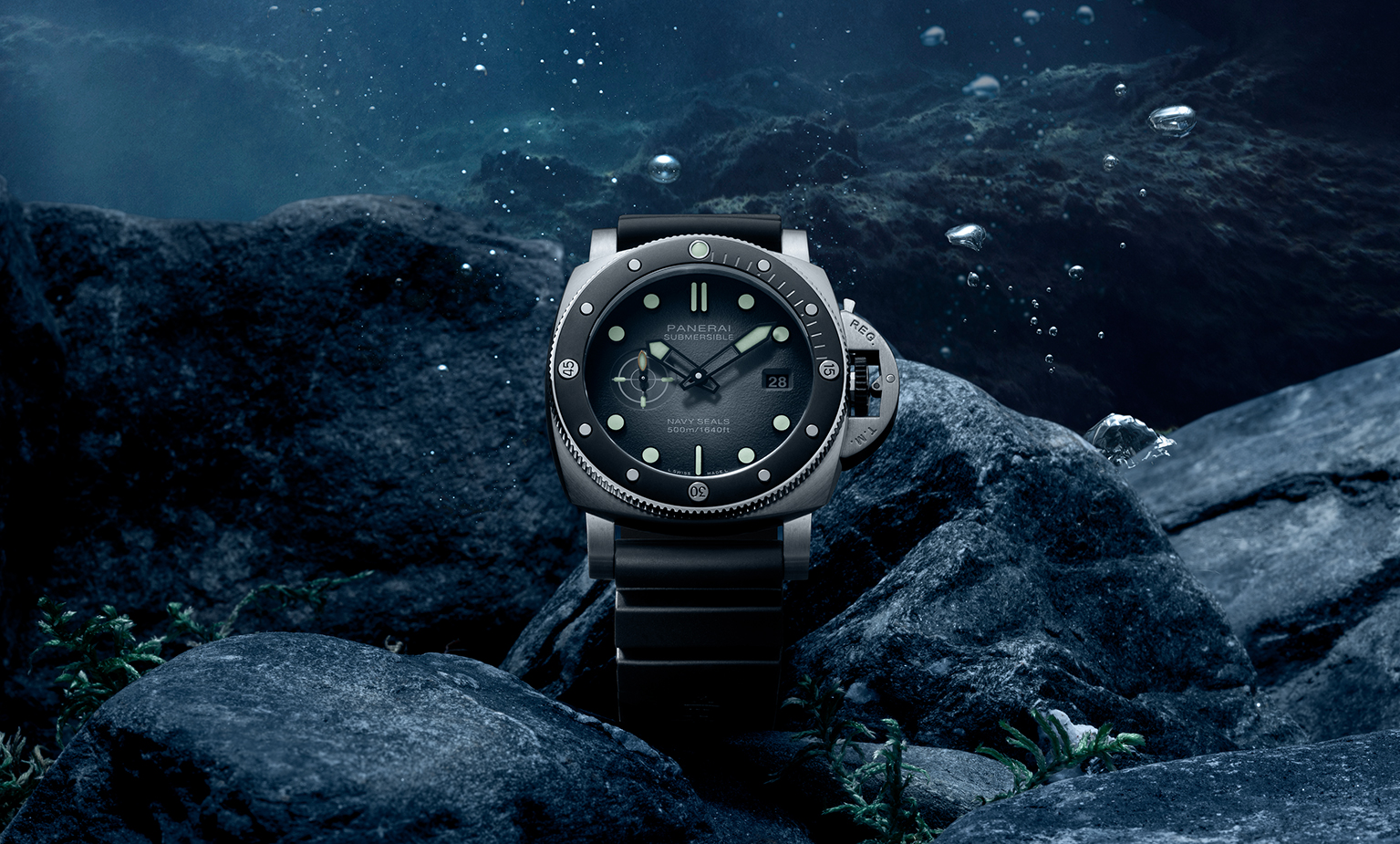 Panerai تُقدّم ساعة Submersible Navy SEALs الجديدة