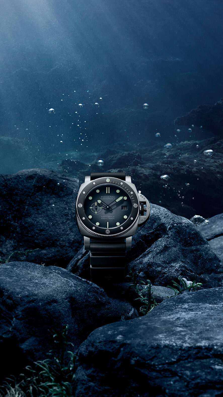 Panerai تُقدّم ساعة Submersible Navy SEALs الجديدة