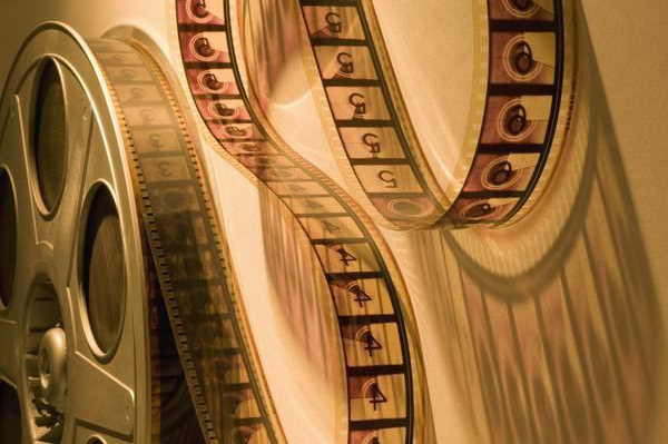 ما آخر أخبار السينما العربية؟