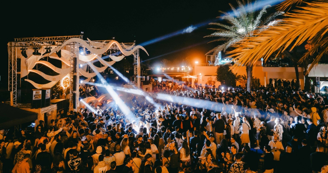 في الصويرة يلتقي الرجل بالموسيقى الإلكترونية والثقافة المغربية في MOGA Festival
